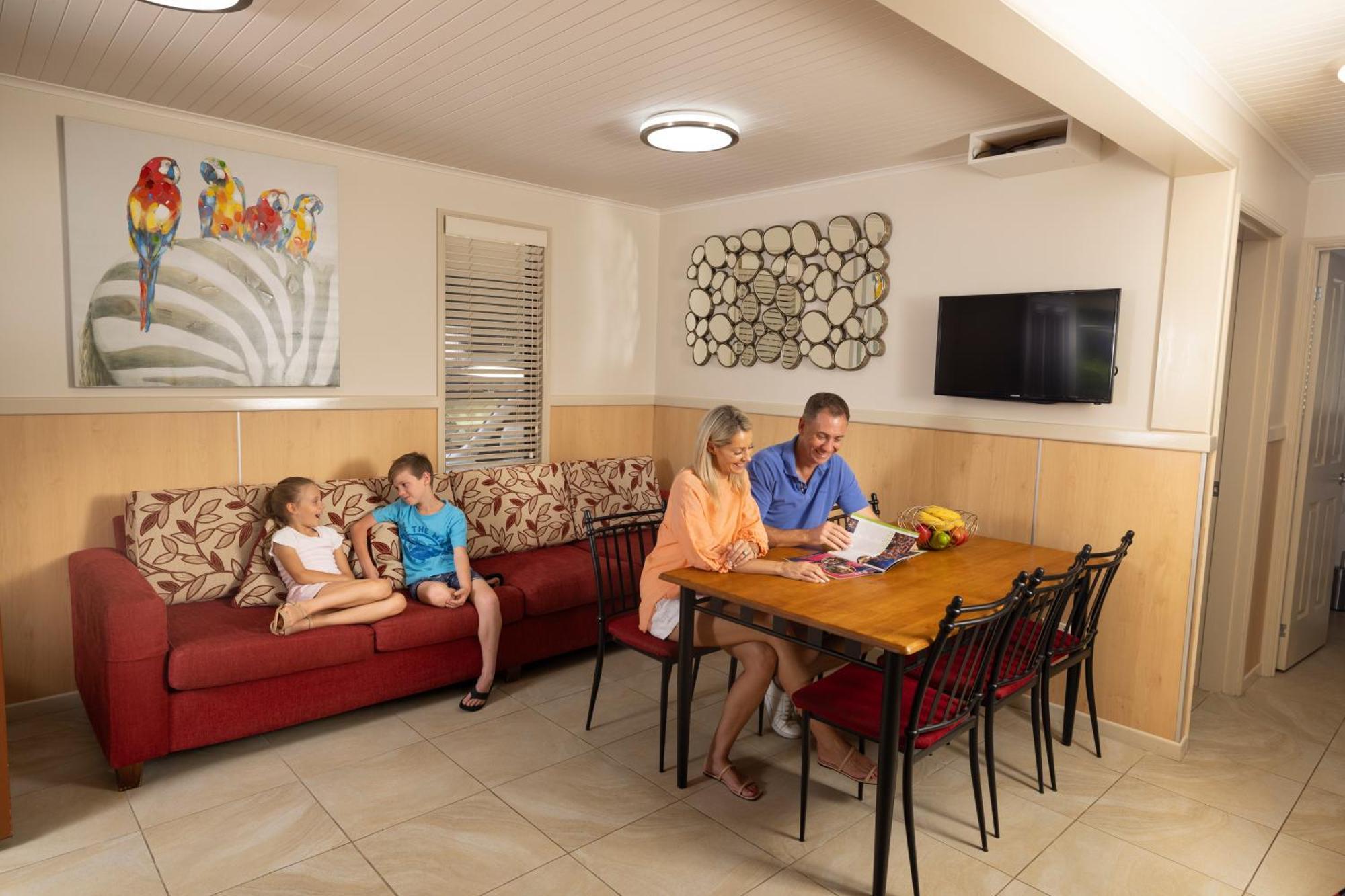 גולד קוסט Ashmore Palms Holiday Village מראה חיצוני תמונה