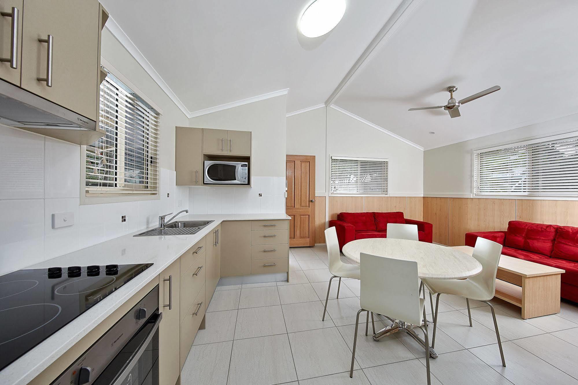 גולד קוסט Ashmore Palms Holiday Village מראה חיצוני תמונה