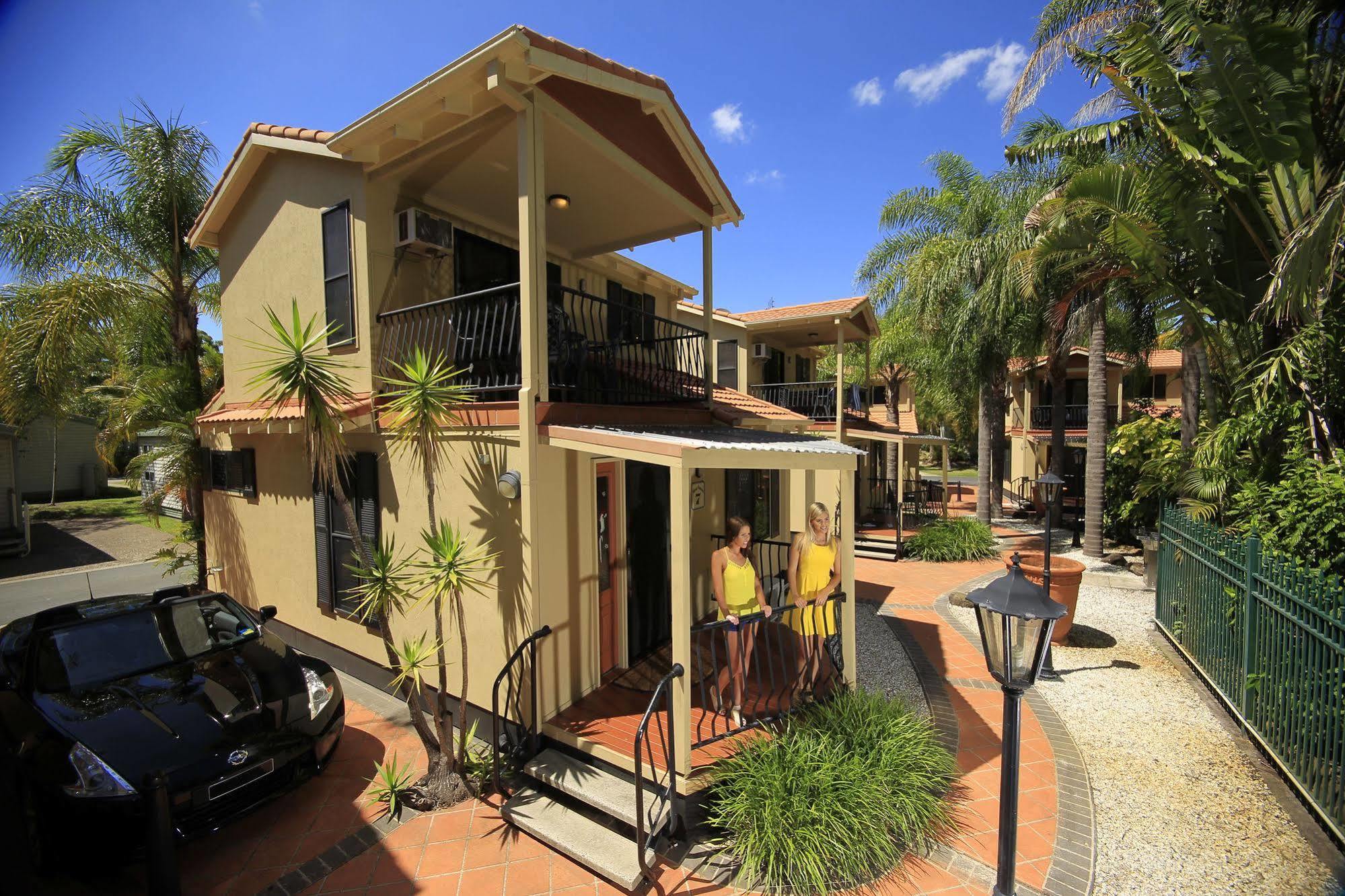גולד קוסט Ashmore Palms Holiday Village מראה חיצוני תמונה