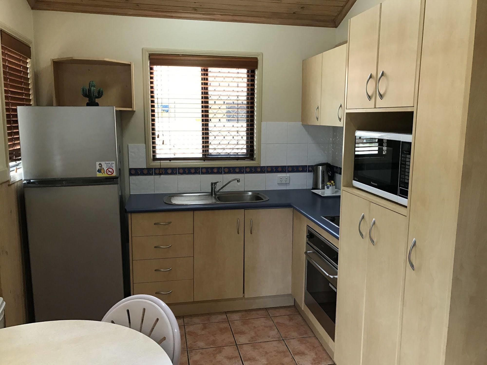 גולד קוסט Ashmore Palms Holiday Village מראה חיצוני תמונה