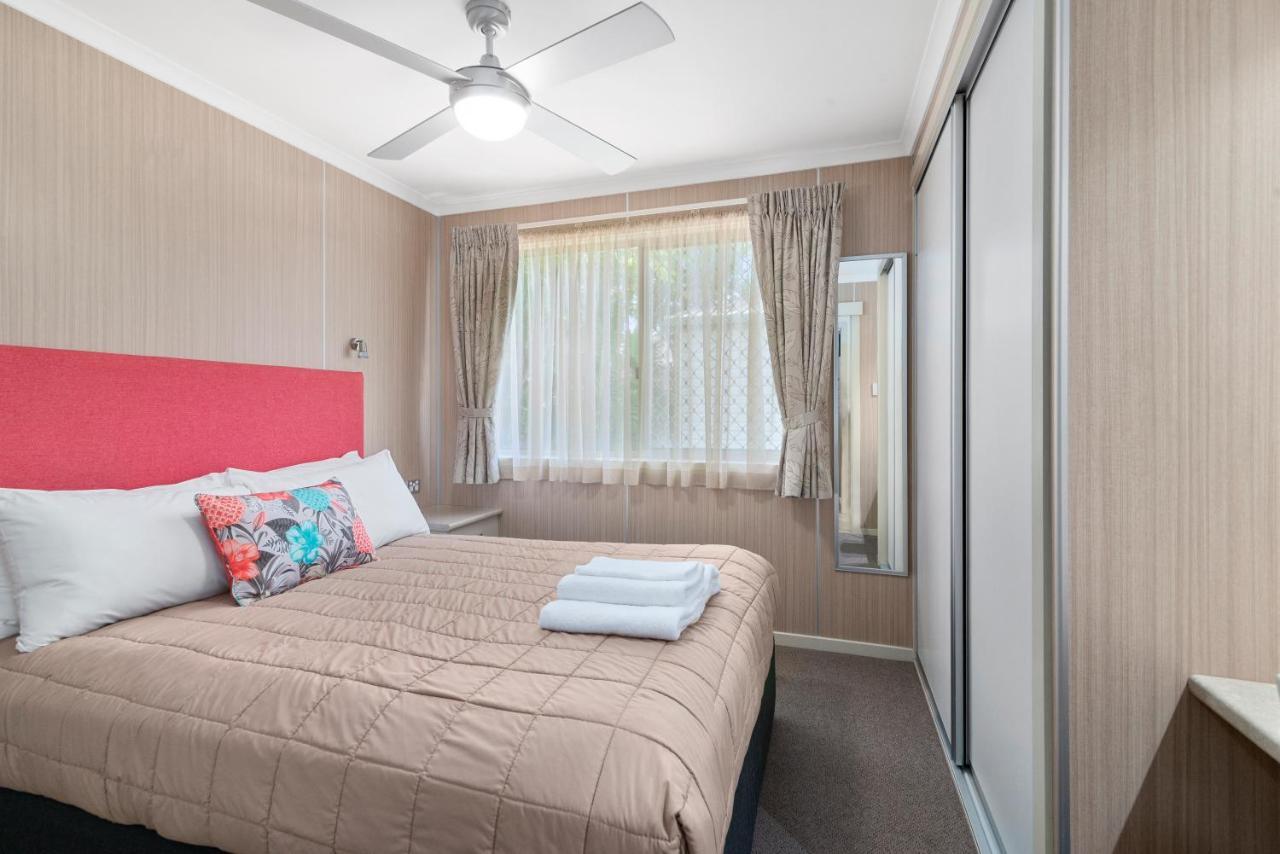 גולד קוסט Ashmore Palms Holiday Village מראה חיצוני תמונה