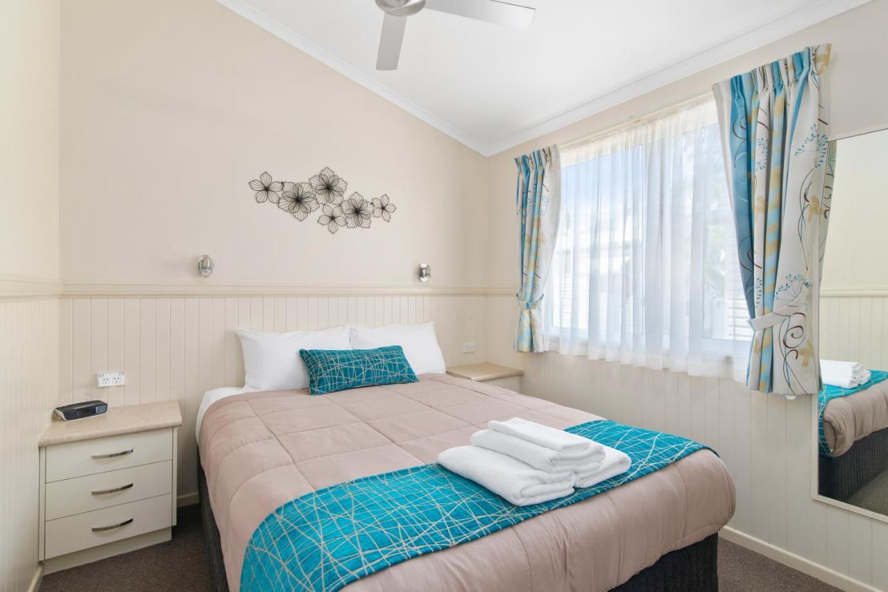 גולד קוסט Ashmore Palms Holiday Village מראה חיצוני תמונה